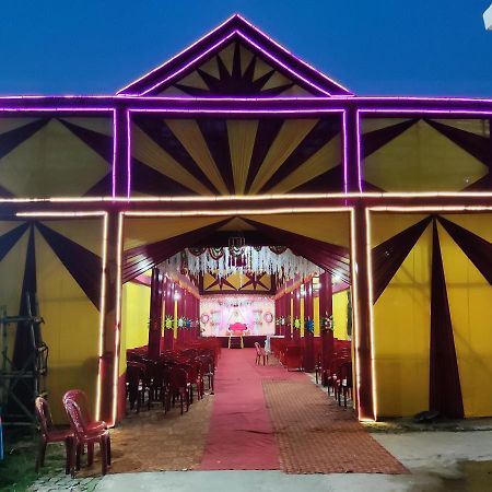 Hotel Kanha Shyam Madhubani Exteriör bild