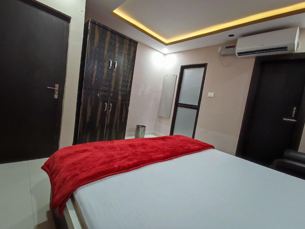 Hotel Kanha Shyam Madhubani Exteriör bild