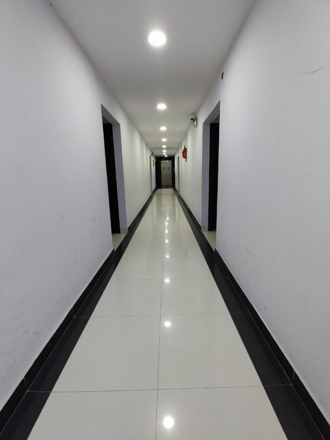 Hotel Kanha Shyam Madhubani Exteriör bild