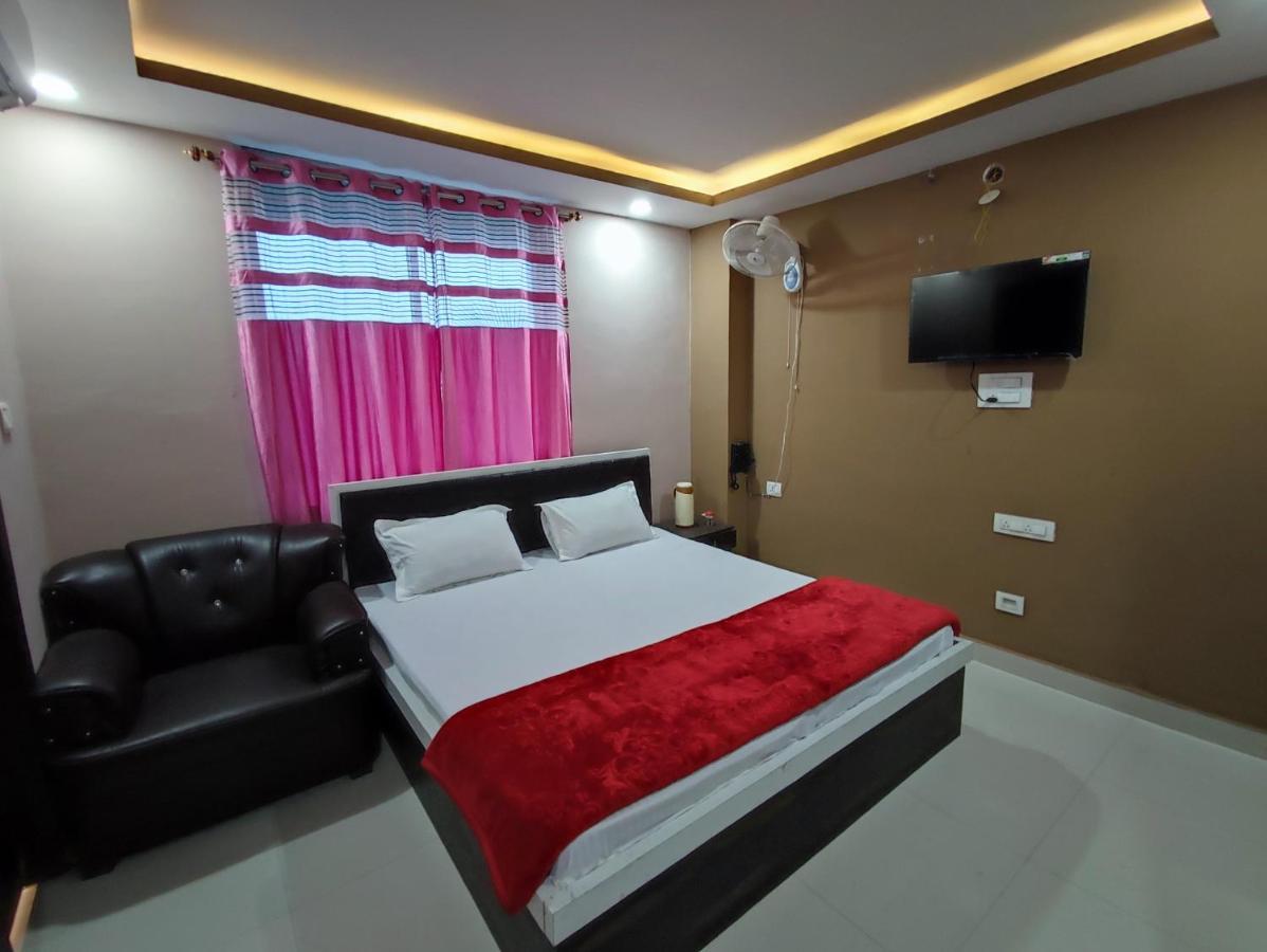 Hotel Kanha Shyam Madhubani Exteriör bild