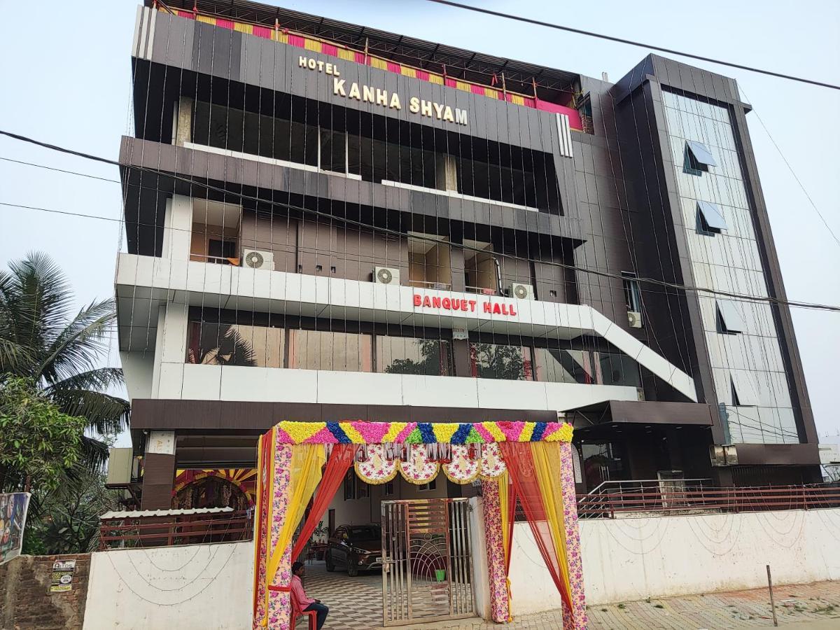 Hotel Kanha Shyam Madhubani Exteriör bild